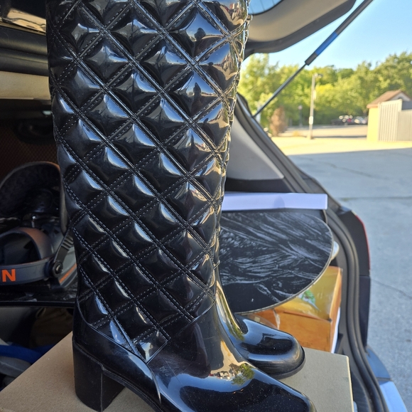 Marc Jacob's Rain Boots - Picture 1 of 2